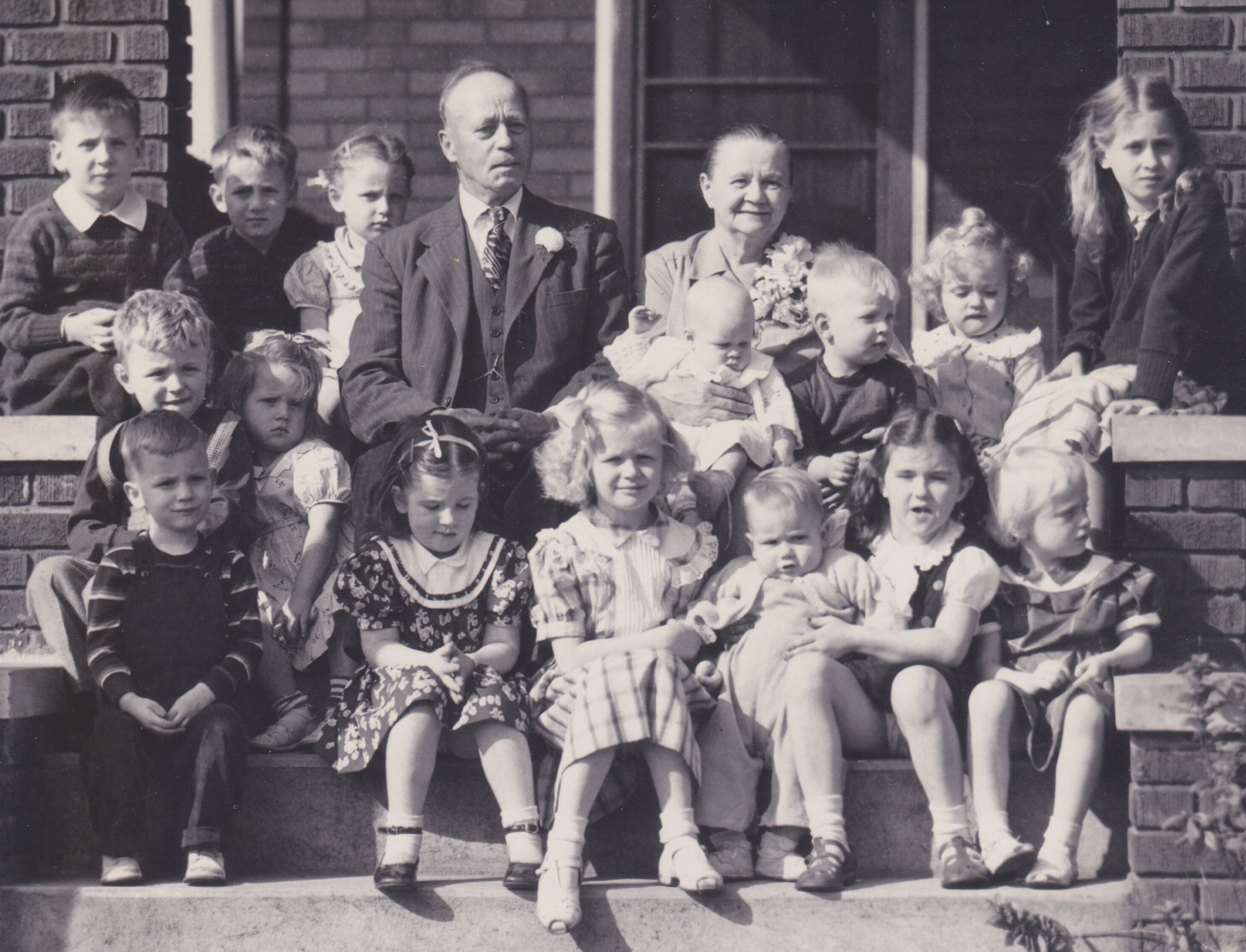 Andrew E. Matuschak & Clara M. Saksa Matuschak and grandchildren, 1948